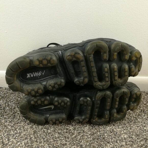Nike Air VaporMax Plus Geometric Mens Size 9 Shoes Sneakers Running 924453-017